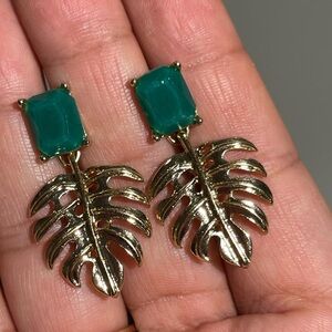 $8/3for$20 Elegant Gold and Green Leaf Earrings